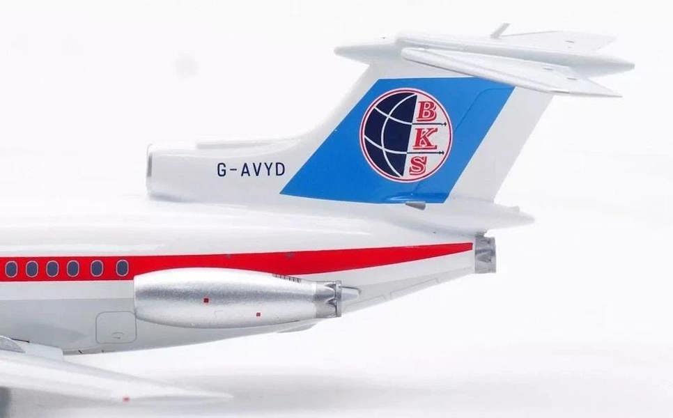 MCSlots BAS Hawker Siddeley HS-121 Trident 1E G-AVYD 1:200 IF121BKS1024R