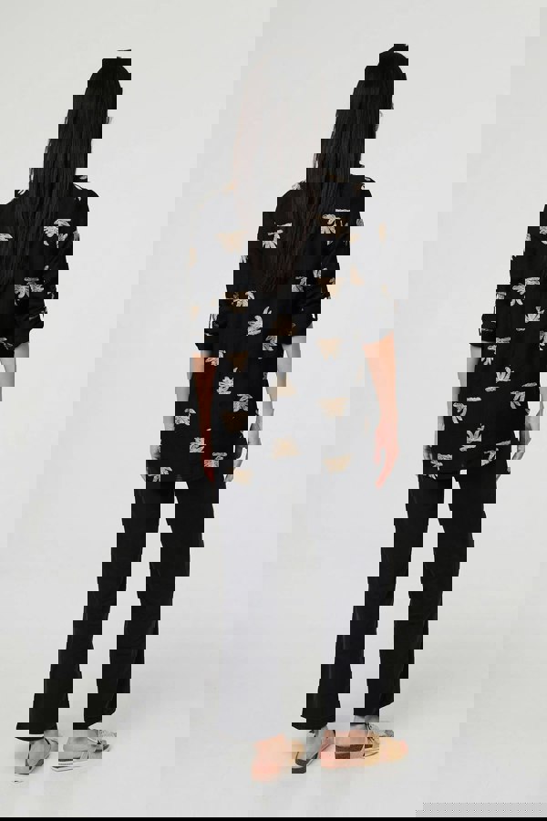 Black | Embroidered Pleat 3/4 Sleeve Blouse
