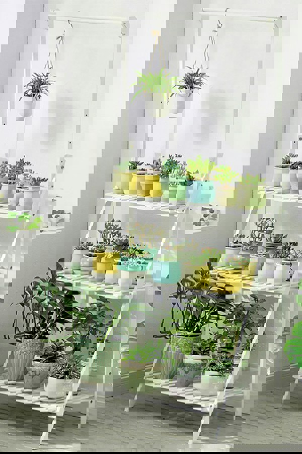 Living and Home 3-Tier Foldable Wooden Ladder Shelf with Hanging Rod