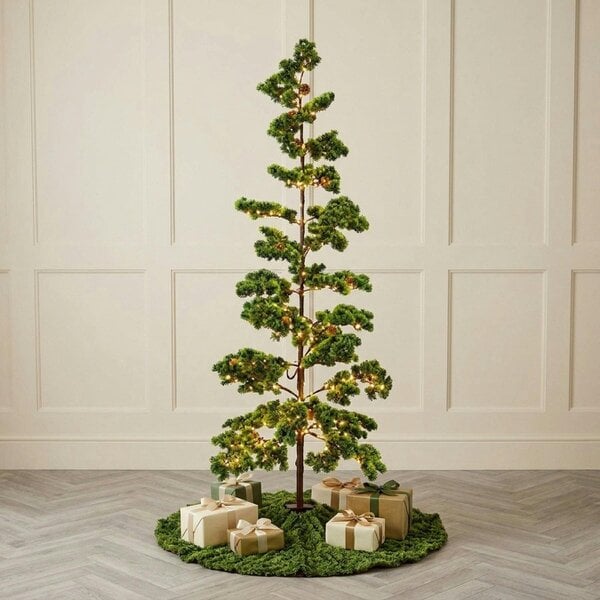 Garden Greatness Japanese Pine Tree with 370 Warm White LED Lights
