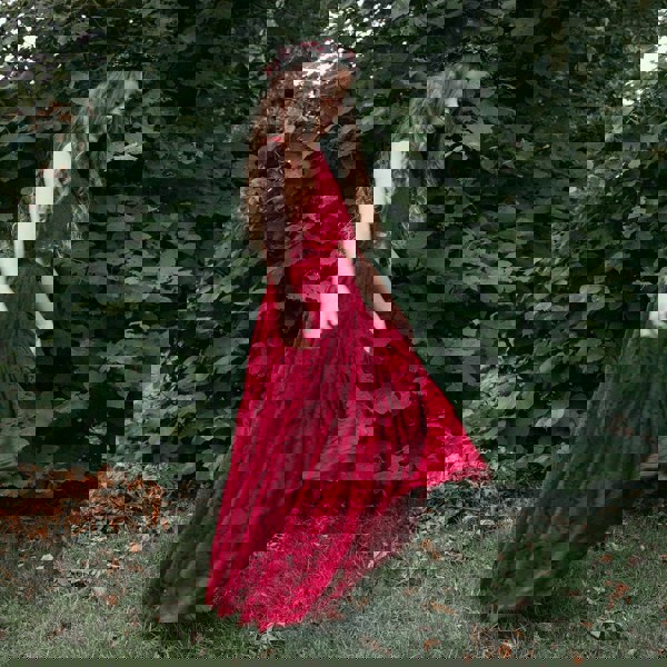 girl wearing a Burgundy Lace 2 piece set