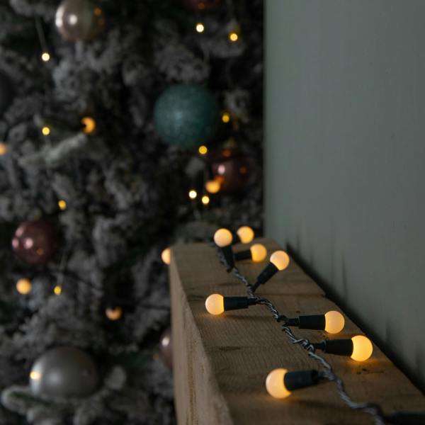Samuel Alexander 50 LED Pearl Berry Multi-Action Christmas String Lights in Warm White