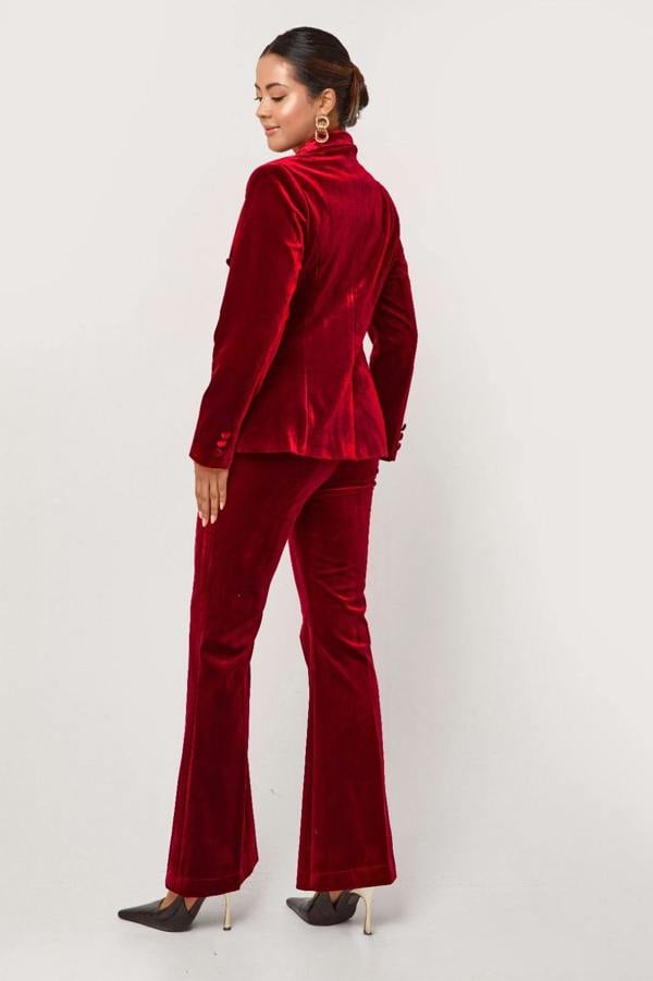 LuvForever Evara – Burgundy Velvet Blazer & Trouser Suit