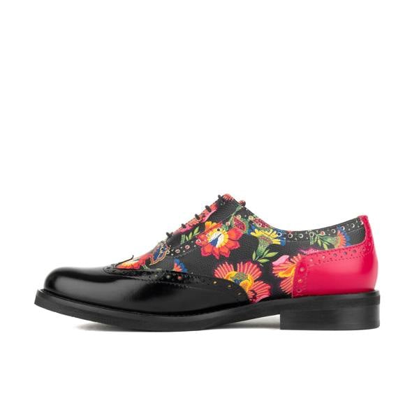 Embassy London Vivienne - Black & Red Flowers - Women's oxford lace-up shoe with brogue details