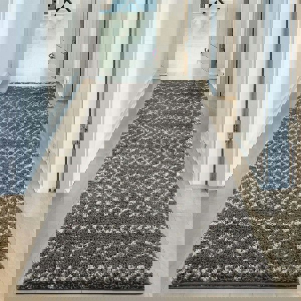 Moroccan dark grey shaggy rug non-shedding, pet-friendly, and easy to clean