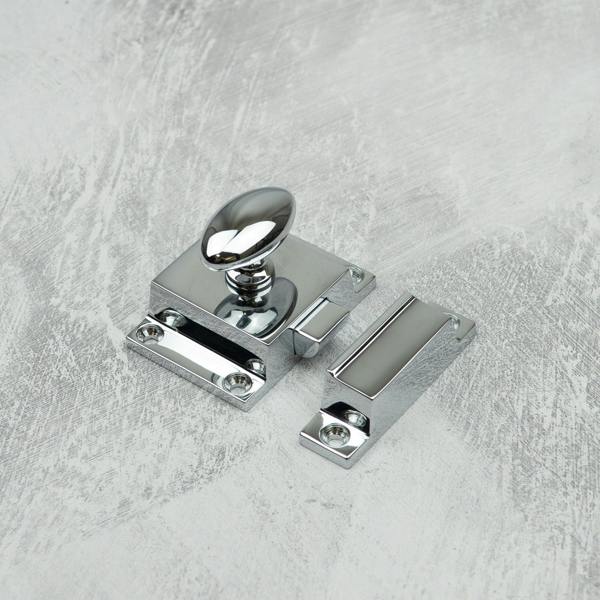 Handle & Home Polished Chrome Traditional Cabinet Latch