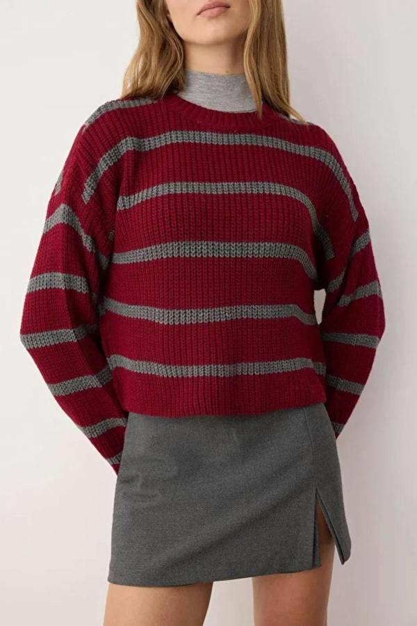 Hoxton Gal Cropped Basic Striped Oversized Knit Sweater