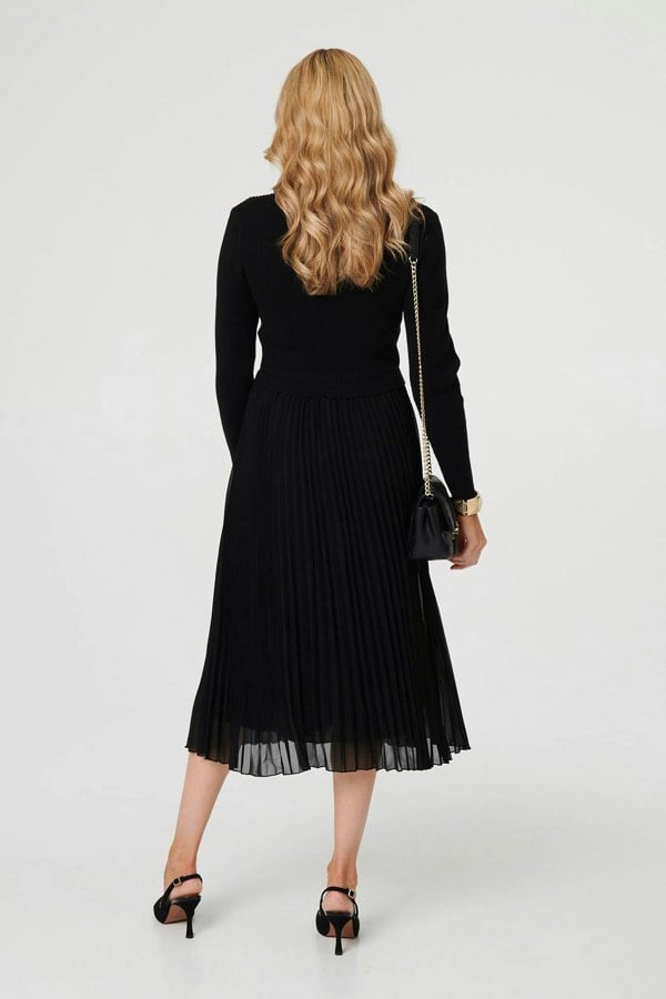 Black | Knit Long Sleeve Ruched Maxi Dress
