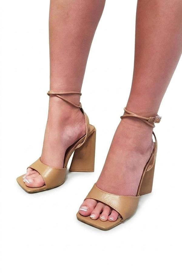 Dixie Lace Up Block High Heel - Mocha_wb