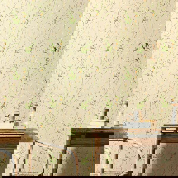 Hoopla Walls Springtime Meadow - Golden Straw 10m Wallpaper