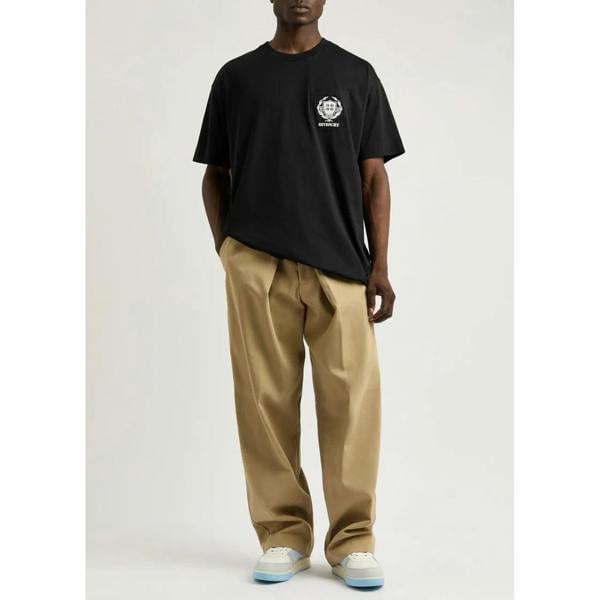 Givenchy Crest Logo T-Shirt   in  Black