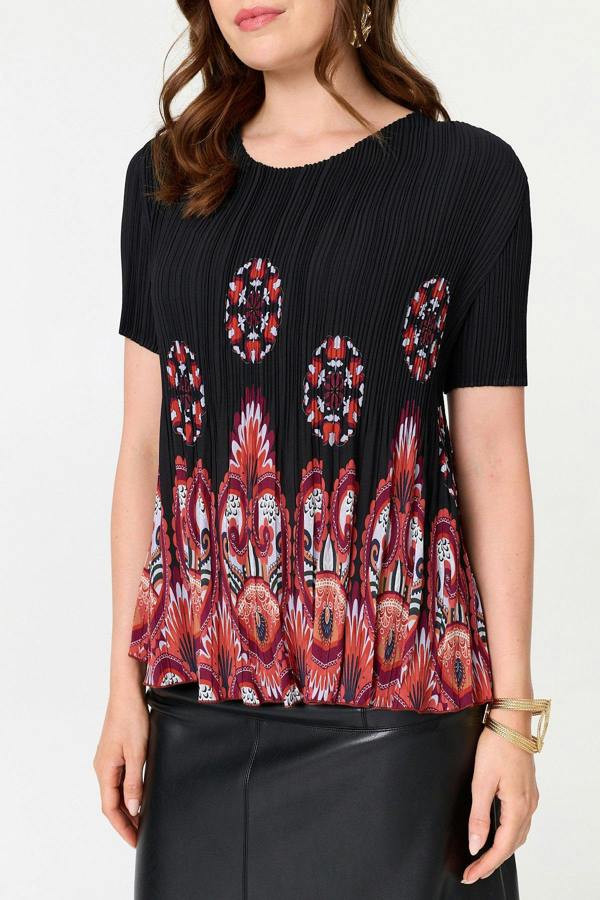 Black | Printed Short Sleeve Pleated Top