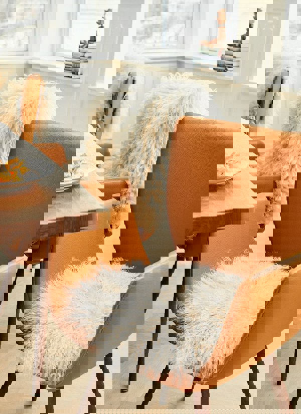 Curly Sheepskin | Austria | Natural Colors | 90 cm Blacky