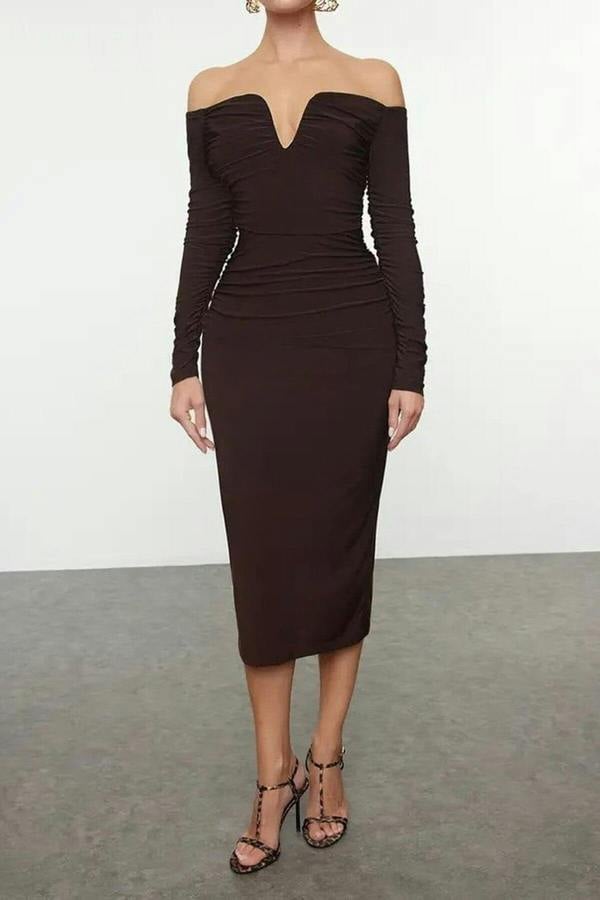 WOVCOR Fitted Carmen Neck Knitted Dress