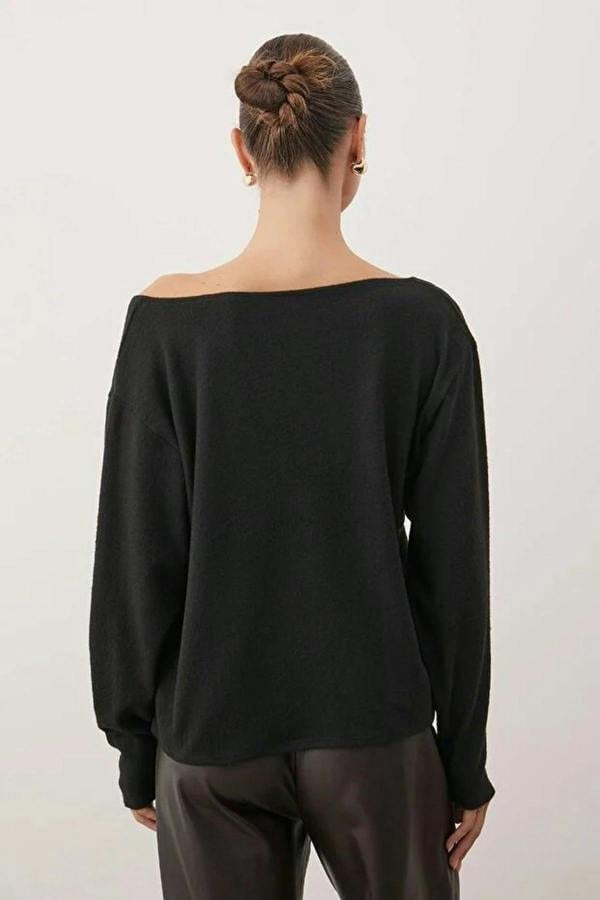 WOVCOR Knit Blouse with Open Shoulders