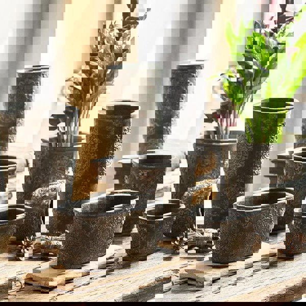 MI42 A Set Of Two Indoor/ Outdoor Plant Stands-Weilai Concept-Weilai Concept