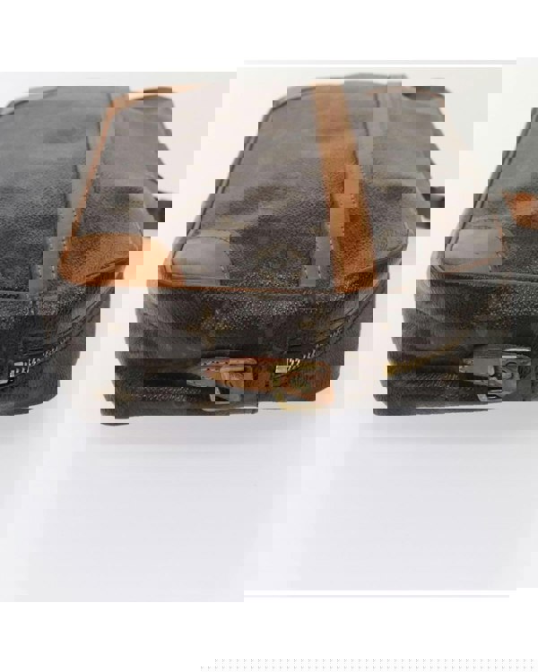 193990275.jpg