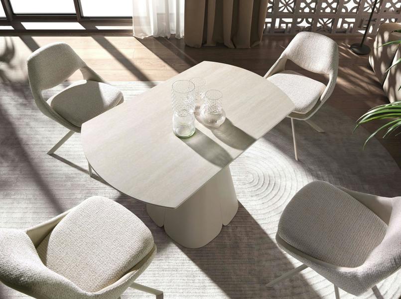 Angel Cerdá Swivel chair in off-white and cream fabric 4246