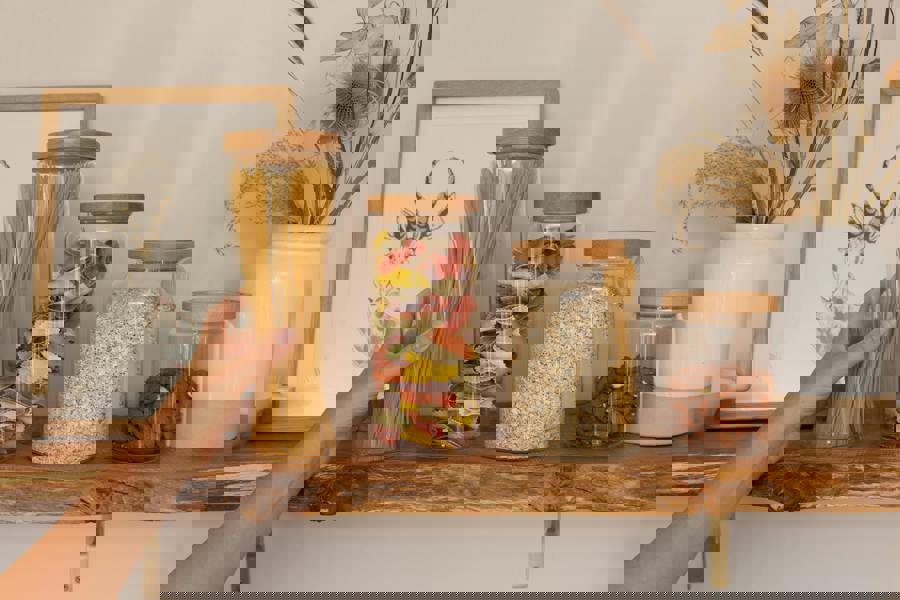 KitchenCraft Idilica Glass Storage Jar with Beechwood Lid, 1300ml