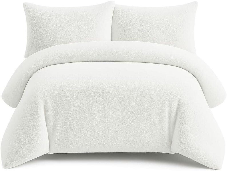Night Zone Teddy Fleece Duvet Cover Set – Soft Warm Teddy Bear Bedding with Pillowcases - White