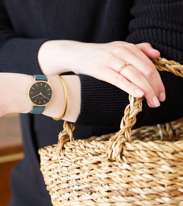 Votch Gold & Juniper with Black Watch | Petite