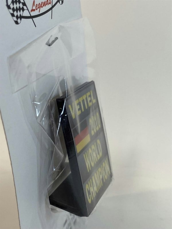 sebastian vettel 2010 world champion f1 board signage 1:43 scale cartrix 43006