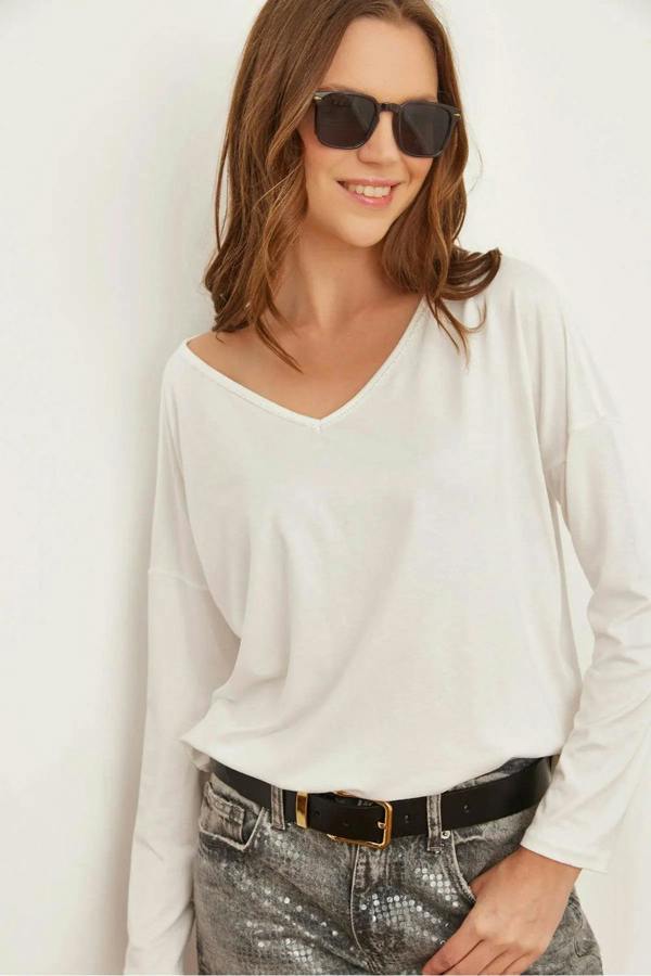 Hoxton Gal V-Neck Viscose Blouse with Silver Stitching Details