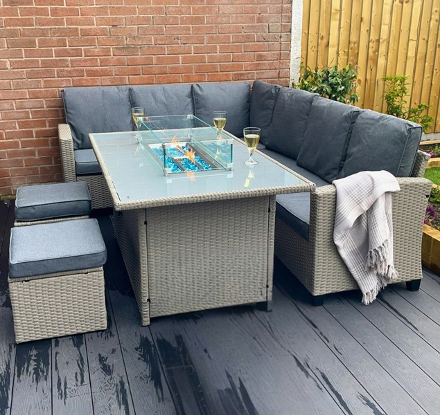 Outdoor Living The Conwy 8 Seat Corner Gas Firepit Rattan Dining Set