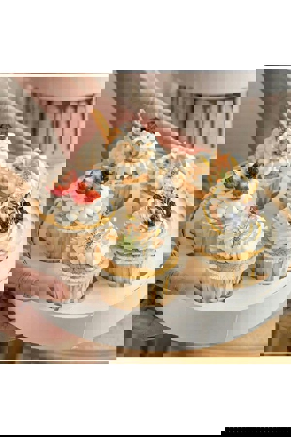 Living and Home 8-Inch Single Layer Transparent Ribbon Packaging Box