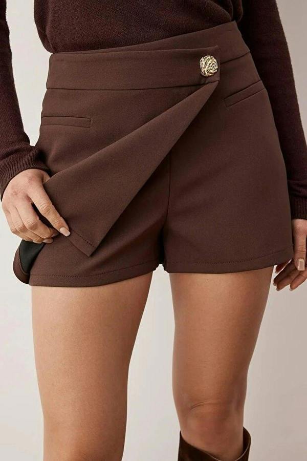 WOVCOR Mini Short Skirt with Button Detail