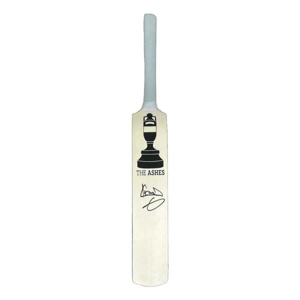 Unbranded Ian Botham signed Ashes cricket mini bat — Mini bat framing