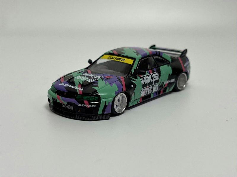 Mini GT Nissan Skyline GTR R33 HKS V1 1:64 Scale Kaido House Mini GT MGTKHMG129