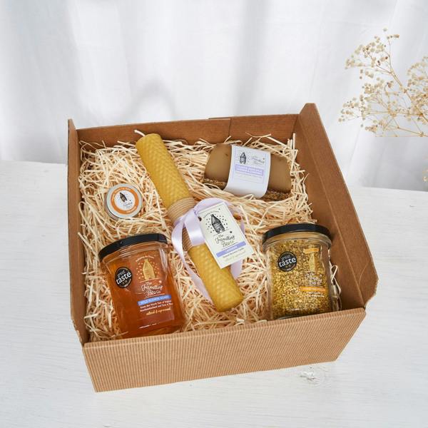 The Travelling Bee Co. Well-being Natural and Organic Hamper
