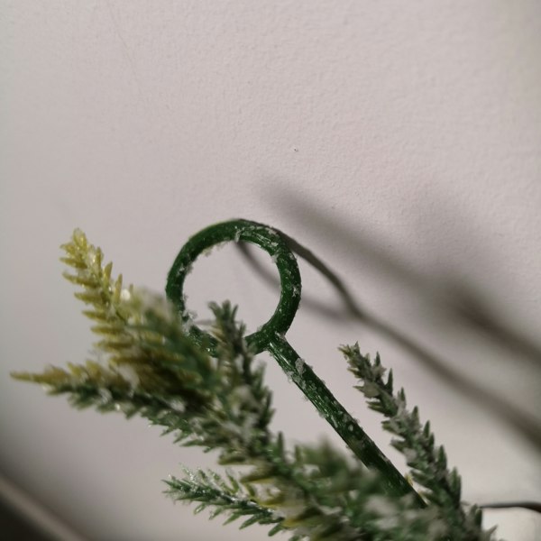Samuel Alexander 160cm Realistic Look Christmas Green Spruce Garland with Frosting and Plastic Pine Cones