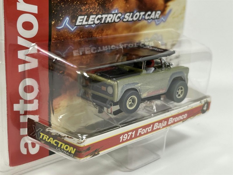 Auto World Slot Cars 1971 Ford Baja Bronco Green X Traction Off Road HO Scale SC375-4