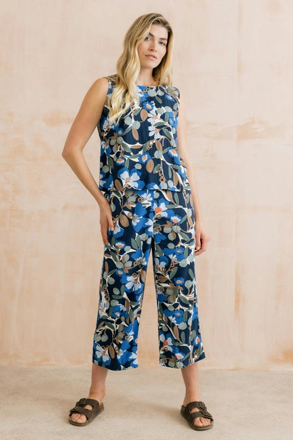 Lily & Me Greta Ceres Print Cropped Trousers Navy