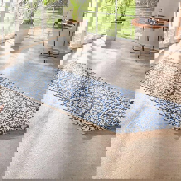 The Rugs Jardin Reversible Indoor-Outdoor Runner | Stylish