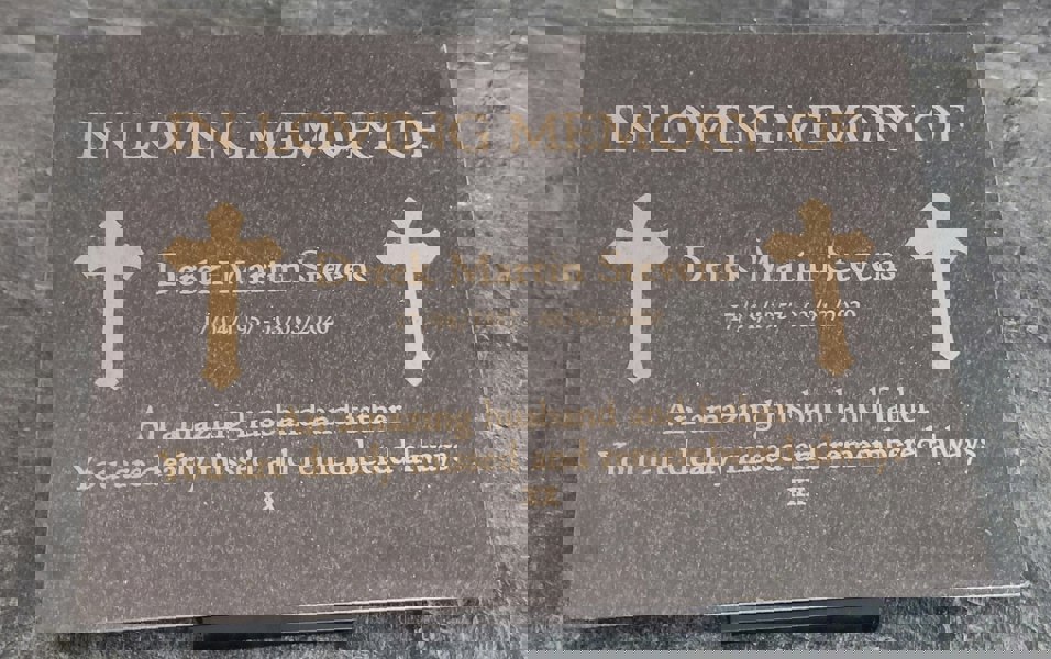 Memorials Direct Granite Memorial Plaque, Cross, Personalised, Stand Included