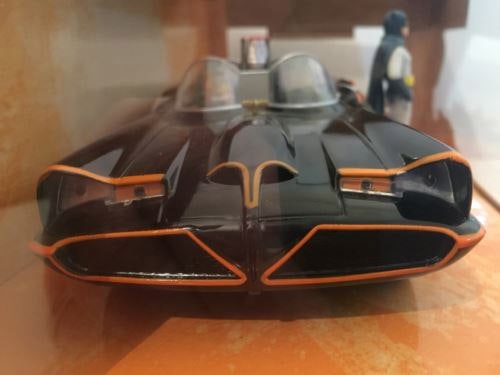 batman batmobile 1966 classic tv series with batman and robin jada