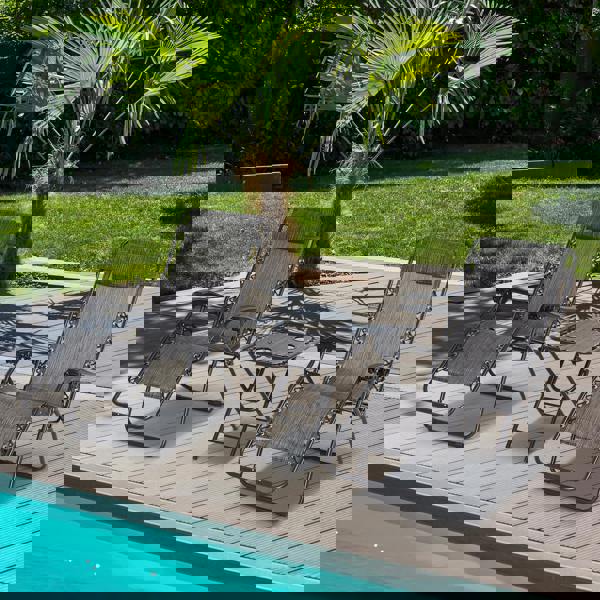 Outdoor Lounge Chair Set