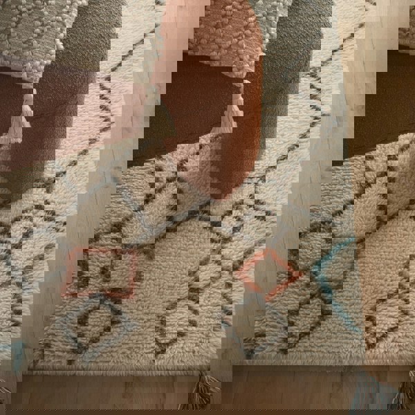 Origins Berber Knotted Chain Ivory/Multi