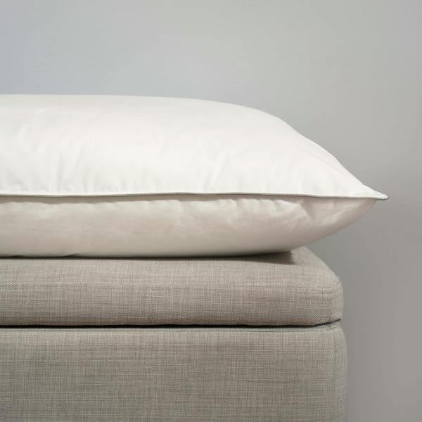 Soak&Sleep Soft as Down Pillows