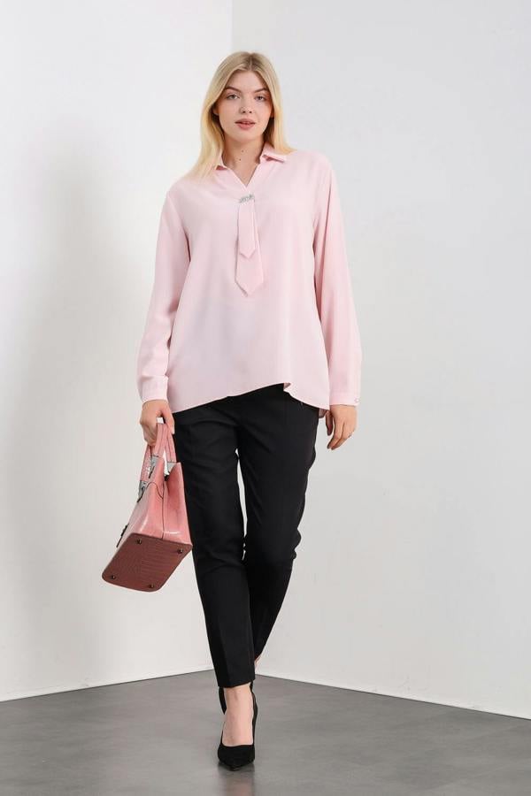 Hoxton Gal Oversized Long Sleeves Shirt Collar Blouse Top with Brooch Detail in Pink