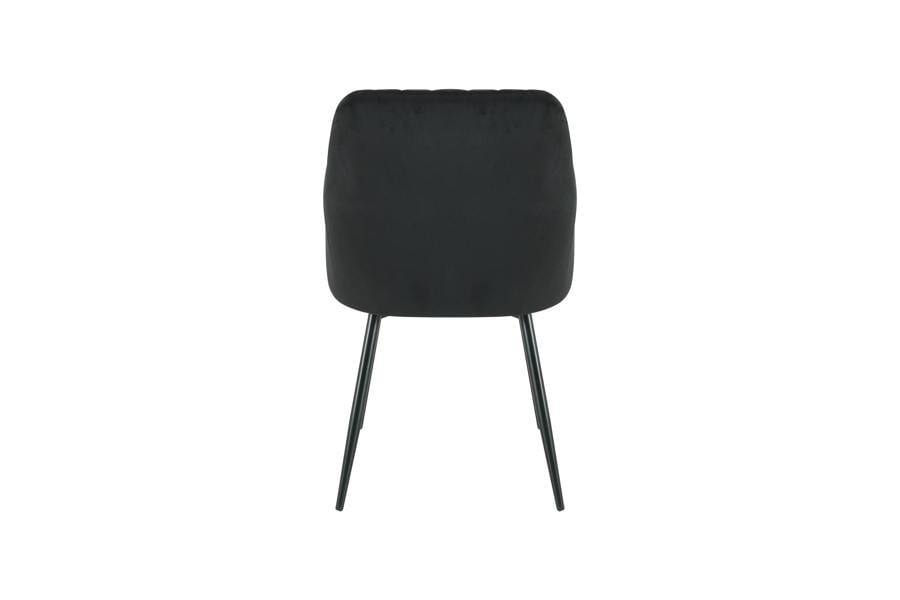 Outdoor Living New York Dining Table with 4 Charlotte Velvet Chairs