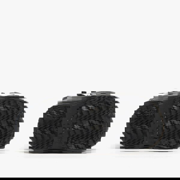 1560932799-81389000.jpg
