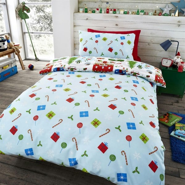 Portfolio Home Village Christmas Duvet Cover Set