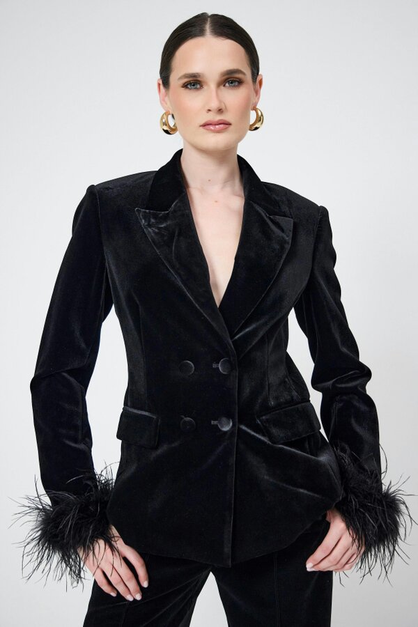 LuvForever Fashion Sovereign - Black Velvet 3-Piece Blazer Suit