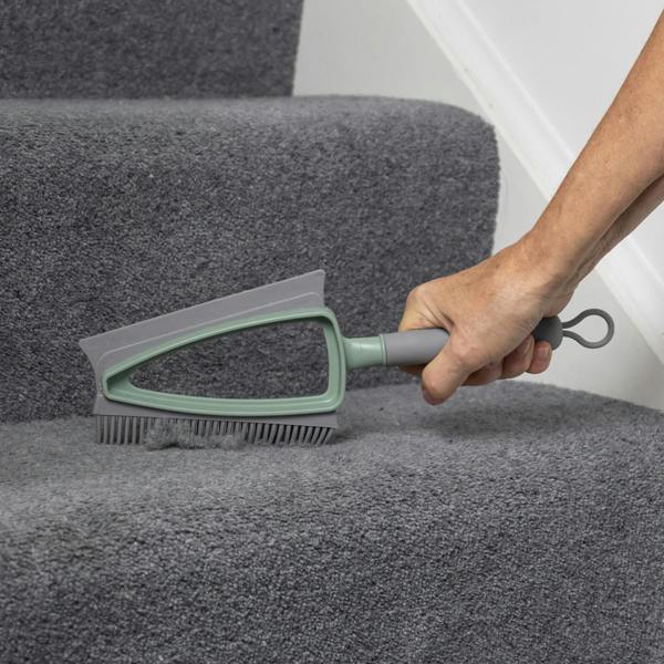 JVL Rubber Dust Pan And Brush - Green