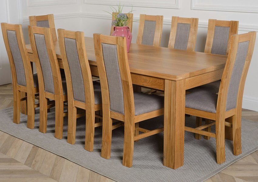 That's Furniture Dakota Extra Large Oak Dining Table with Stanford Oak Chairs