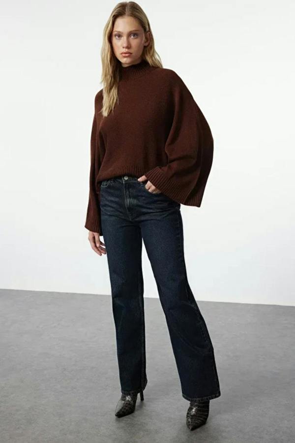 Hoxton Gal Oversized Flared Sleeve Knit Sweater